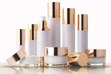 Cosmetic-airless-pump-bottle-with-gold-Aluminum