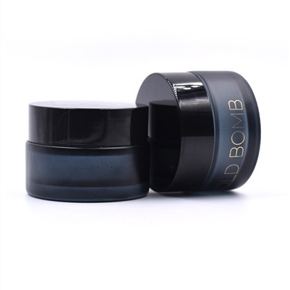 Стъклени козметични контейнери